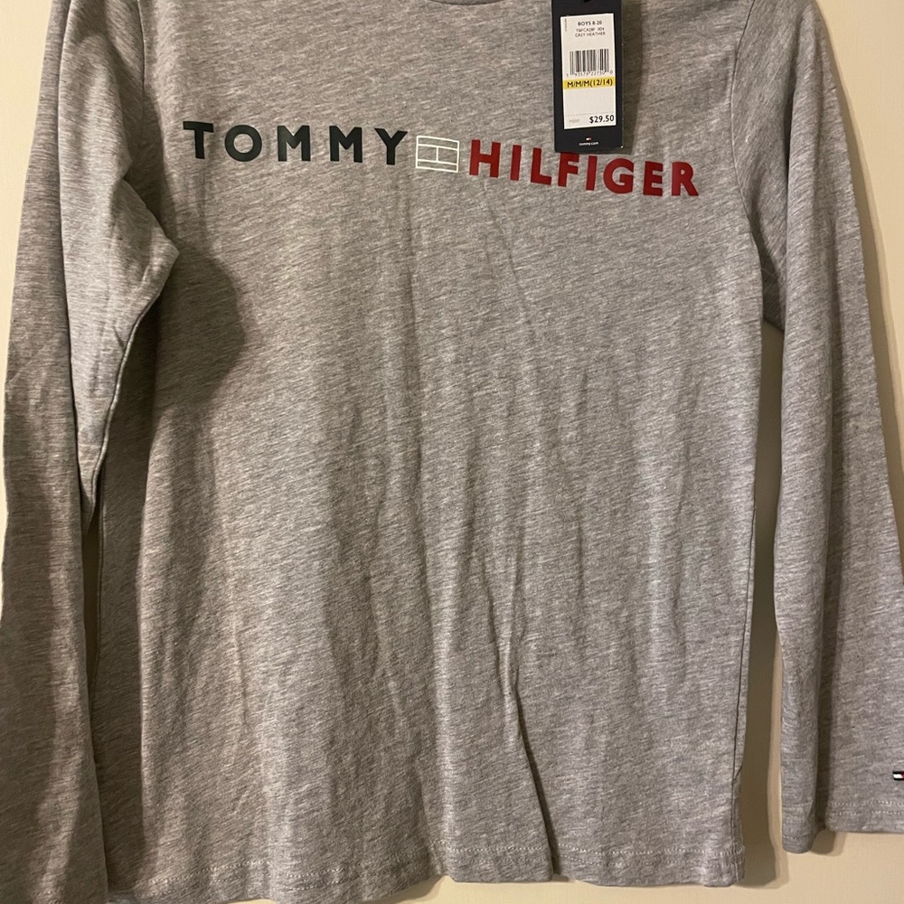 Brand New!!!Never worn. Boys long sleeve T shirt Tommy Hilfiger.